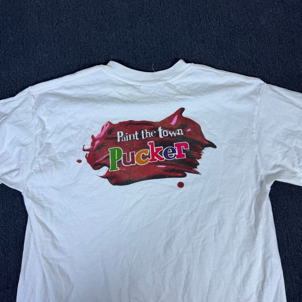 Gildan Paint the Town Pucker Graphic Y2K T-Shirt Mens Large White Cotton